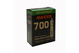 Камера Maxxis Welter Weight 700x23/32C 0.8 мм вело нип. 60 мм